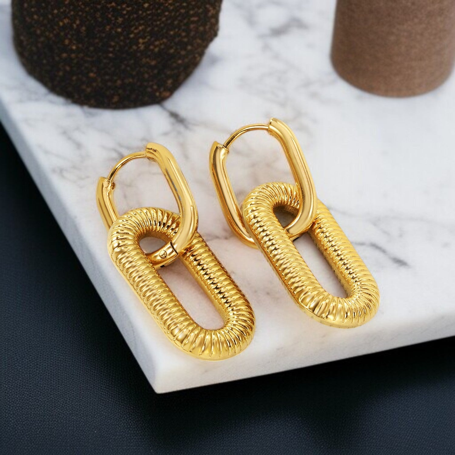 Aria Oval Shaped Stripe Earring