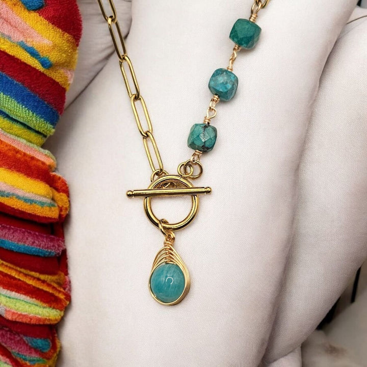 Kanya Pearl & Stone Necklace